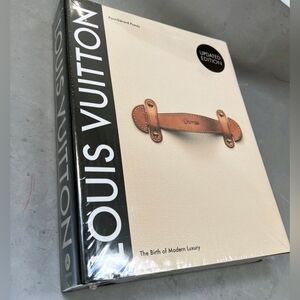 Louis Vuitton Modern Coffe Table Book New